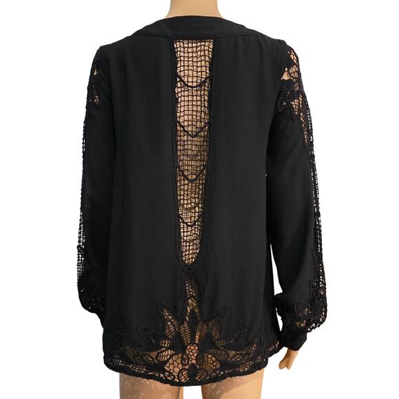 Gimmicks Black Lace up front top with cutout detail small NWOT - Picture 5 of 7